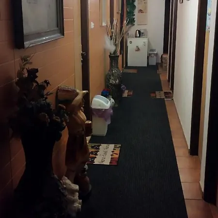 Drevenka Inn Provodin
