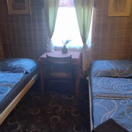 Drevenka Inn Provodin
